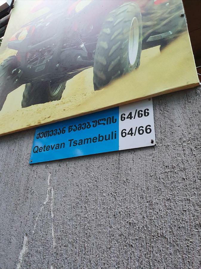 5 Rooms Near 300 Aragveli Metro Station Tiflis Exterior foto